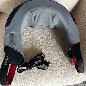SOLD!!         Shiatsu Neck & Shoulder Massager w/Heat Option